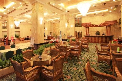 Linda Seaview Hotel Санья Ресторан фото